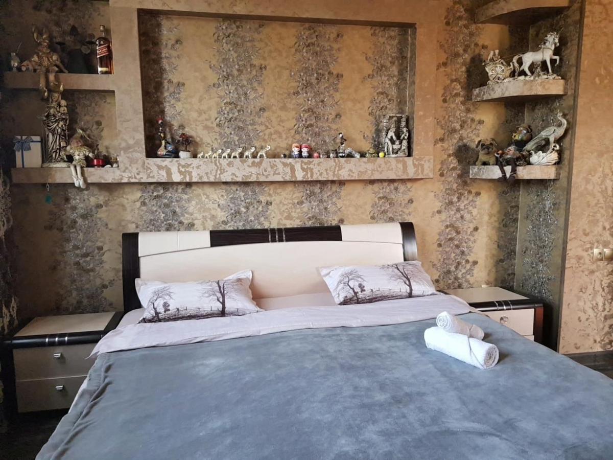 Apartmán Гостевой Дом Поти Exteriér fotografie