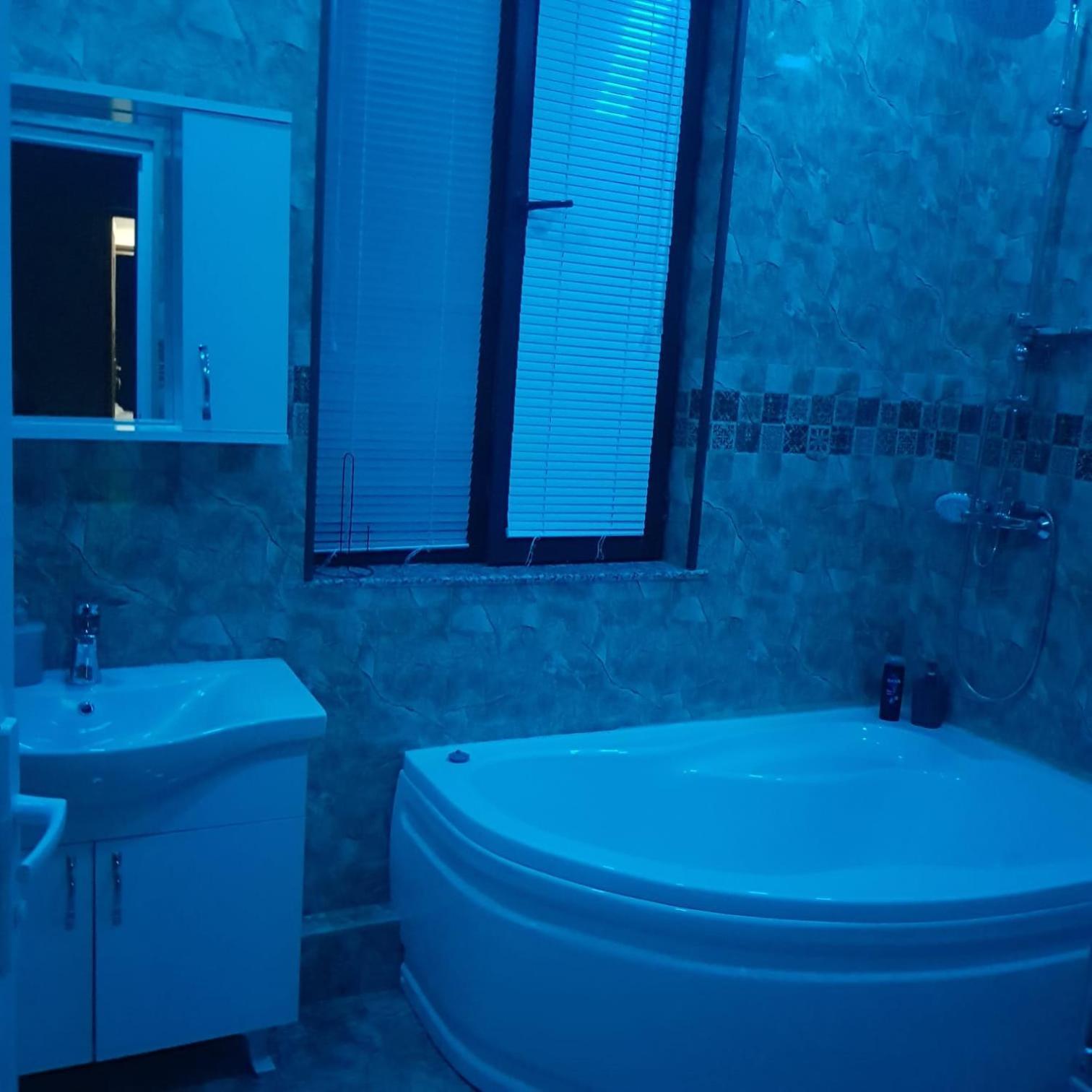 Apartmán Гостевой Дом Поти Exteriér fotografie